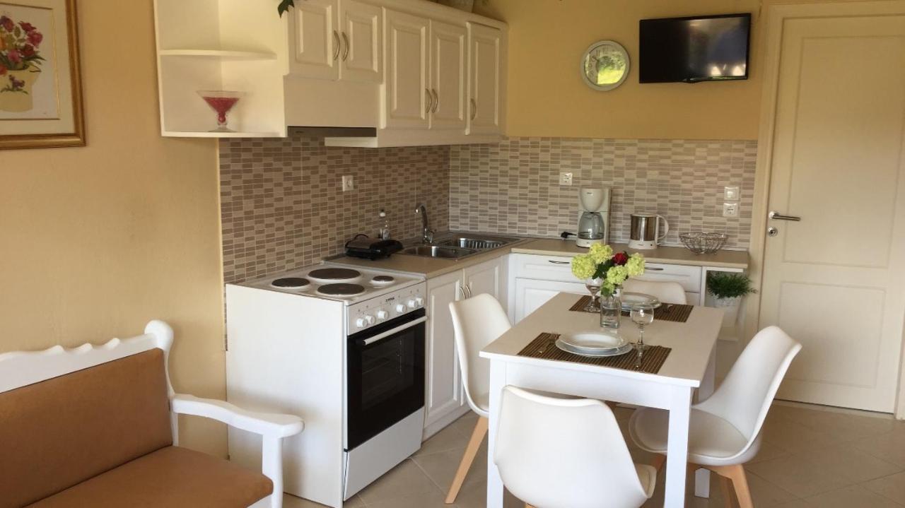 Villa Tina Country Beach Apartments Acharavi  Ngoại thất bức ảnh