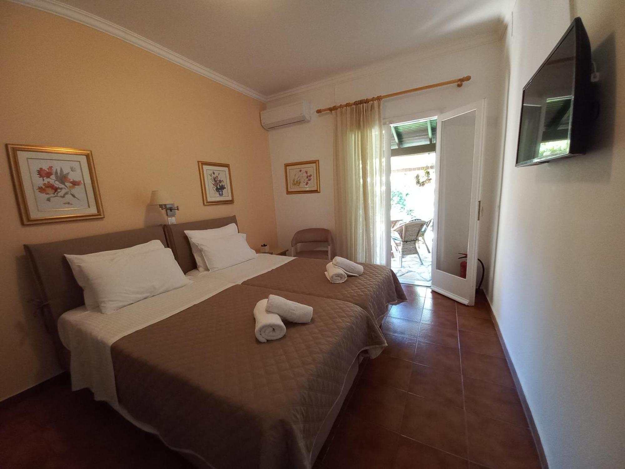 Villa Tina Country Beach Apartments Acharavi  Phòng bức ảnh