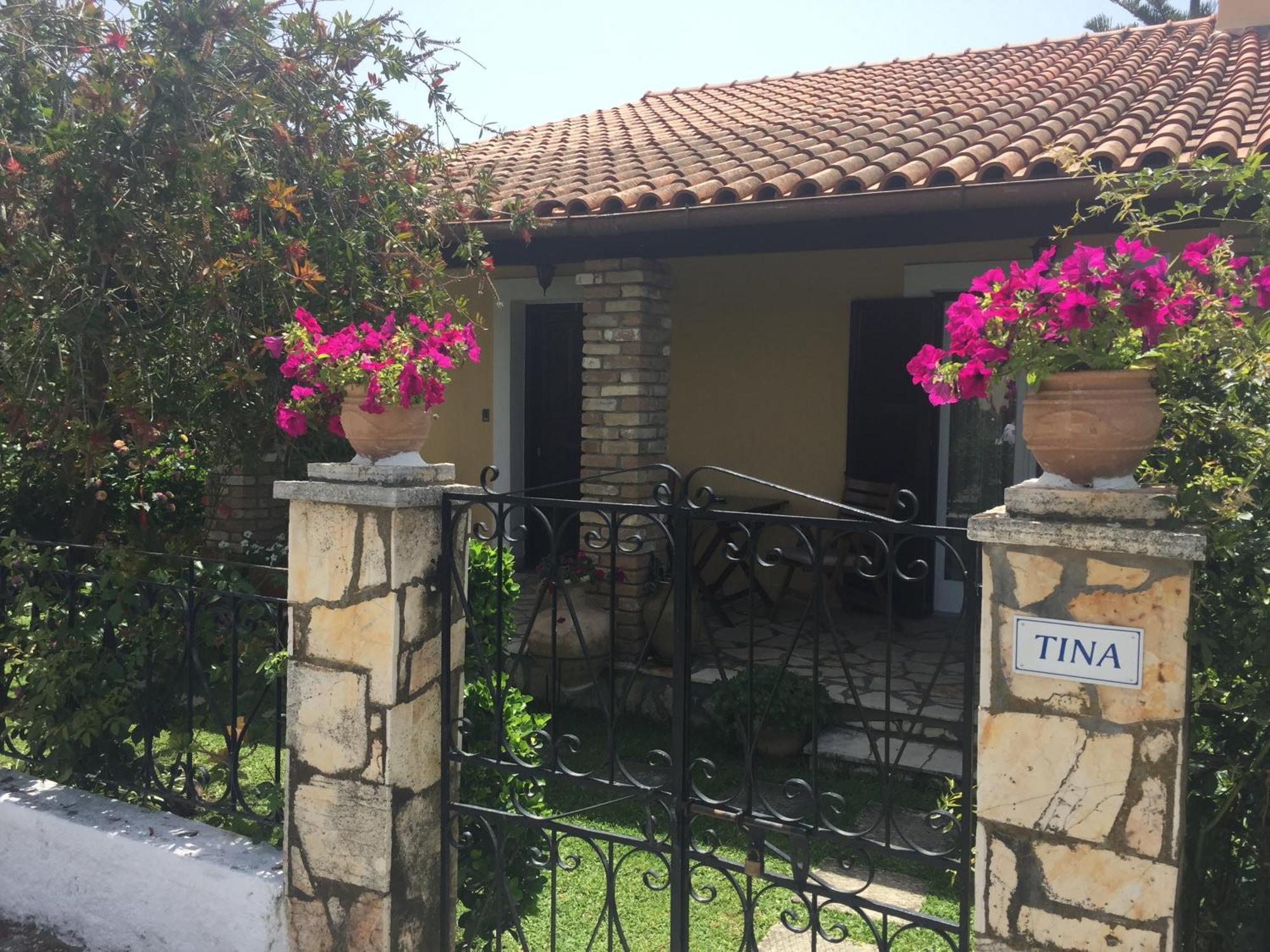 Villa Tina Country Beach Apartments Acharavi  Phòng bức ảnh